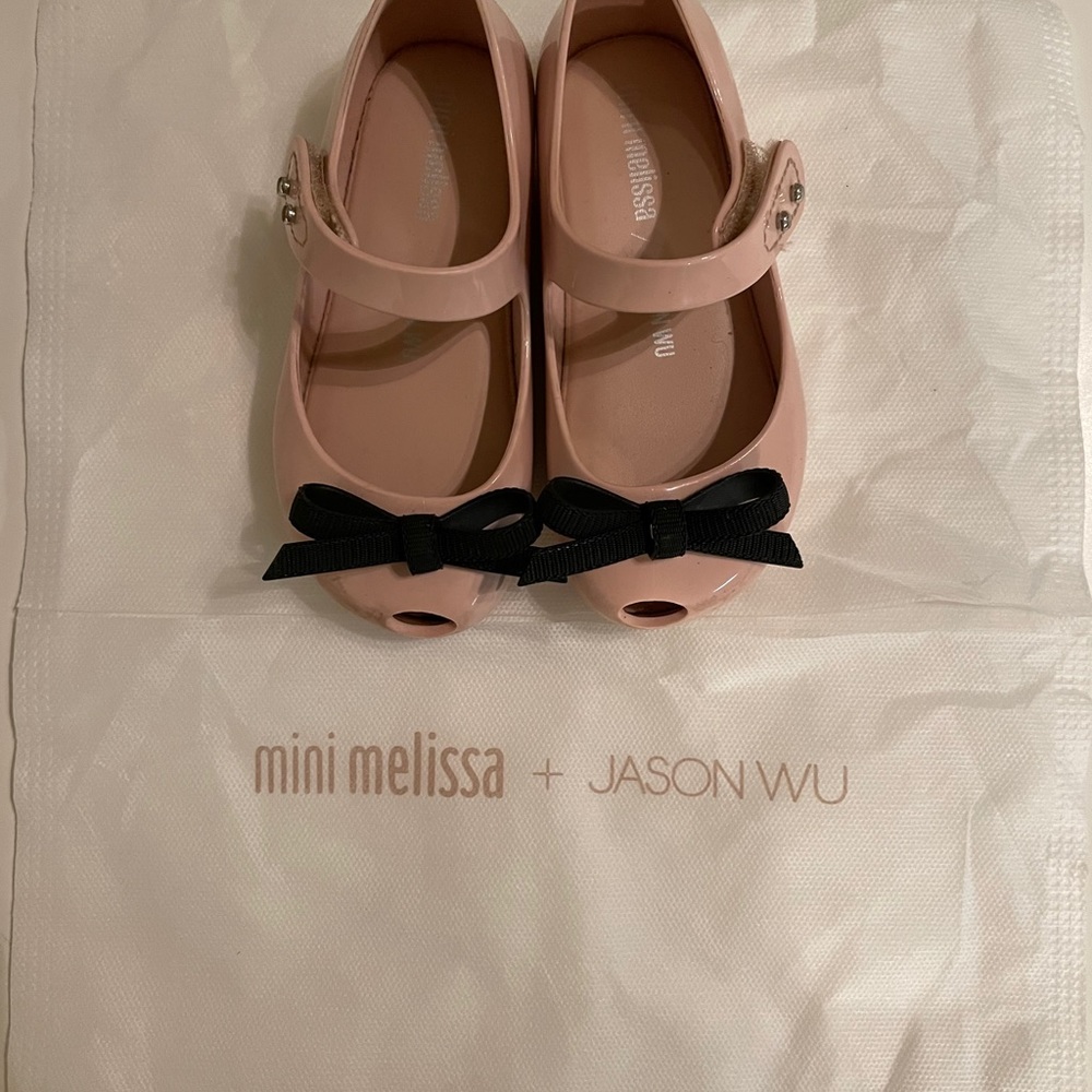 *SOLD*Mini Melissa ultragirl 8